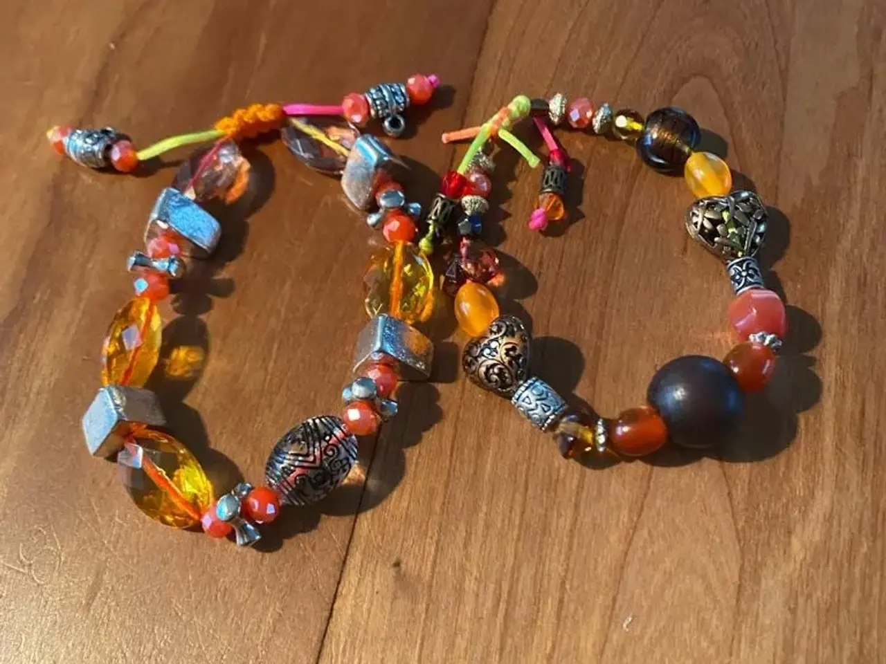 Billede 6 - Nye knyttede armbånd