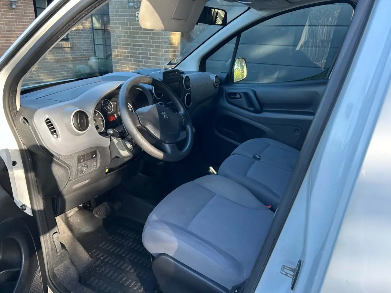 Billede 5 - Peugeot Partner 1,6 BlueHDi 100 L2 ESG Flex Van