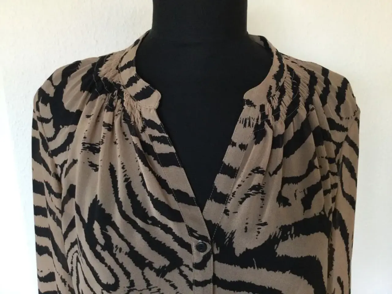 Billede 2 - Ny -PULZ Bluse / Skjorte. str. XL