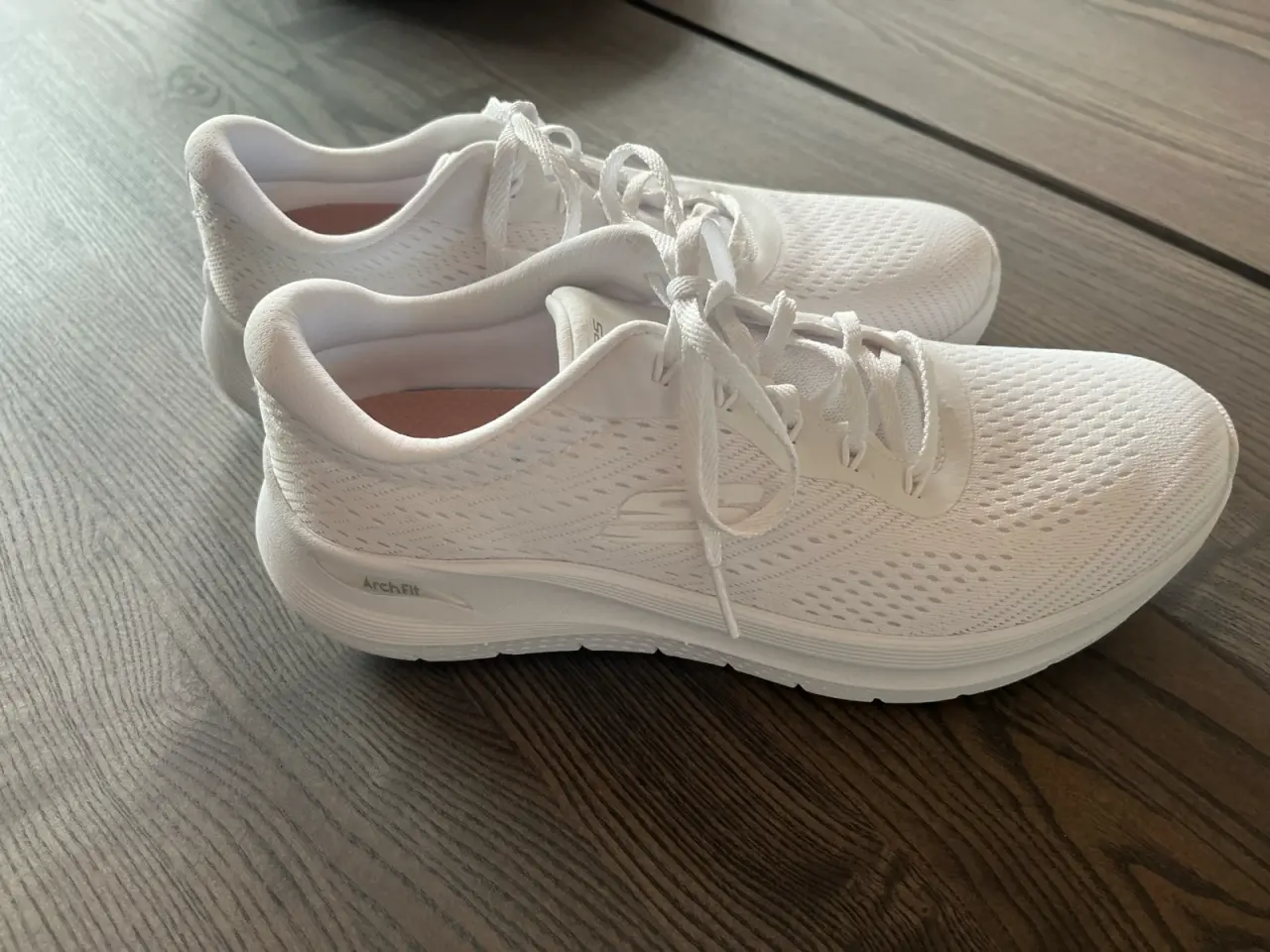 Billede 1 - Dame Sketchers Arch Fit 2,0 str 40