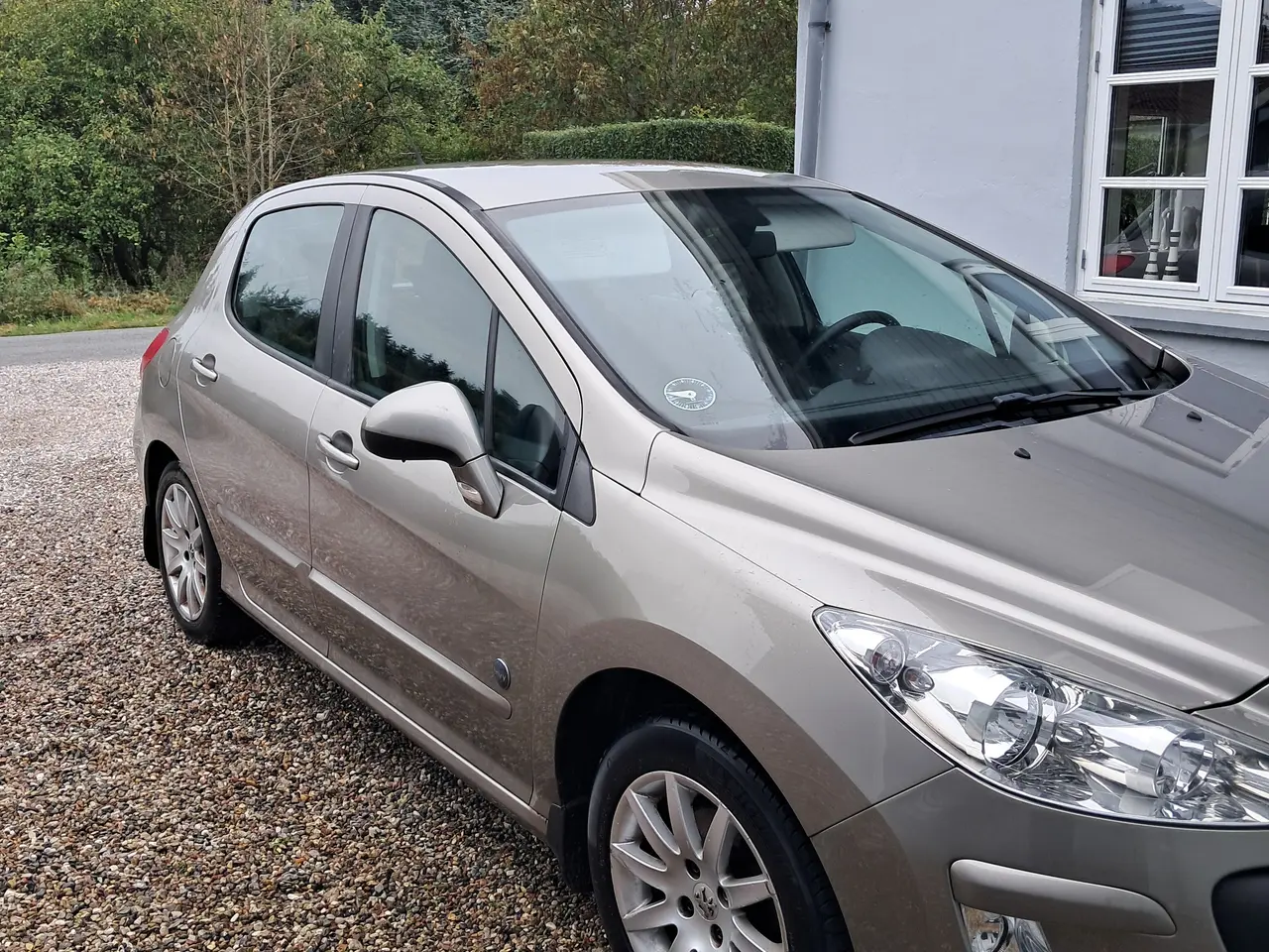 Billede 4 - Pæn og velholdt Peugeot 308 1,6