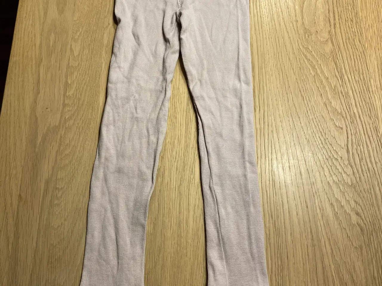 Billede 10 - Adidas bukser str. 128 mm