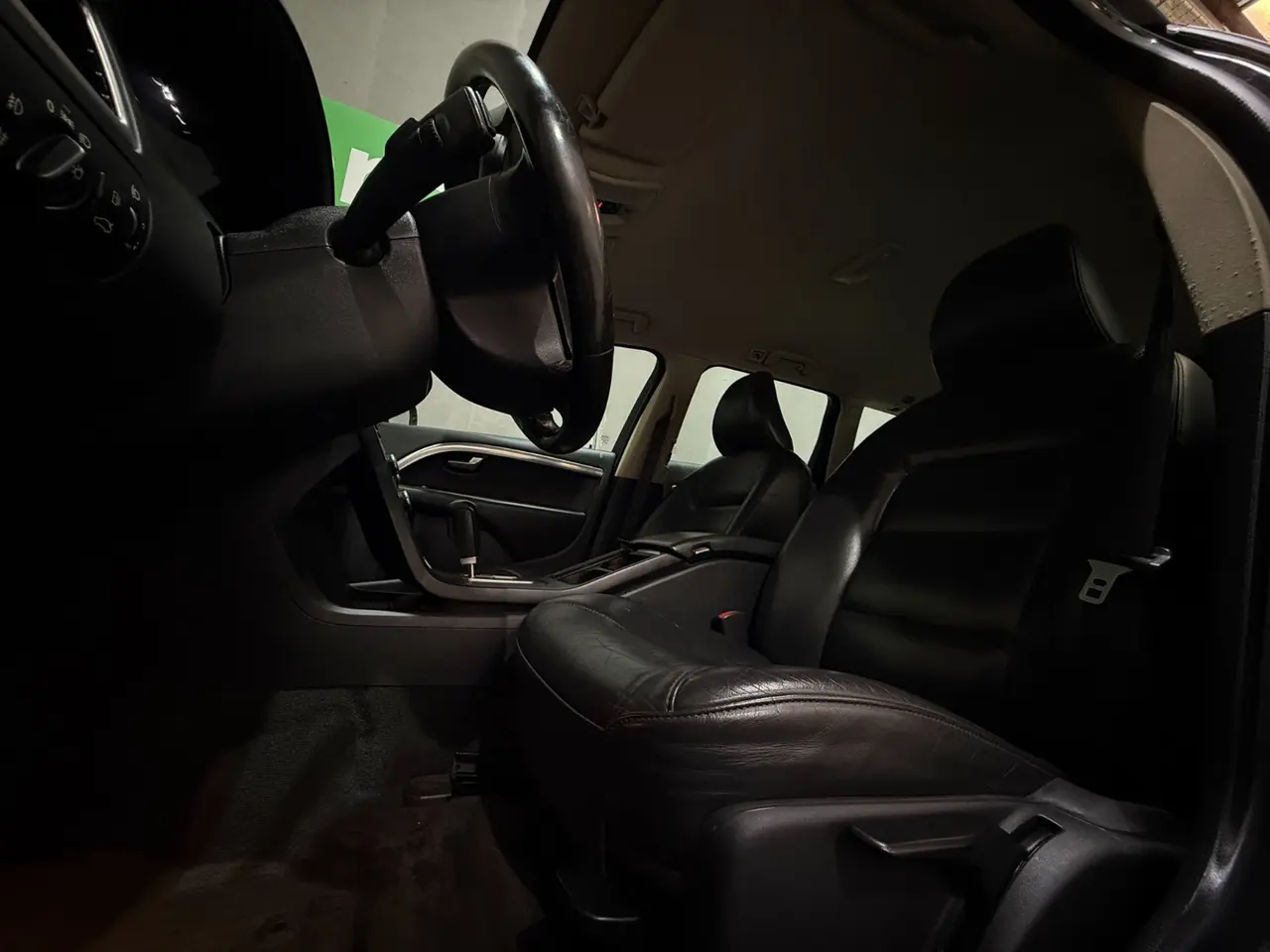 Billede 8 - Volvo V70 2,5 T Momentum aut.