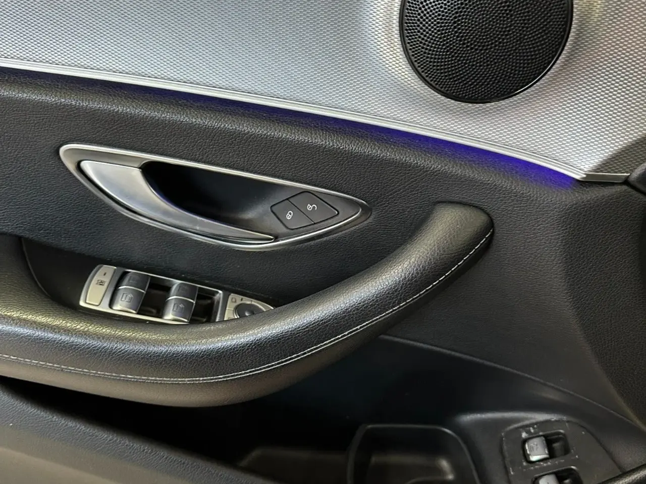 Billede 9 - Mercedes E220 d 2,0 Avantgarde aut.