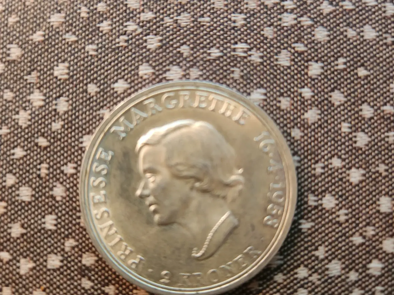 Billede 1 - Prinsesse Margrethe 18 år - 2 kr.  1958