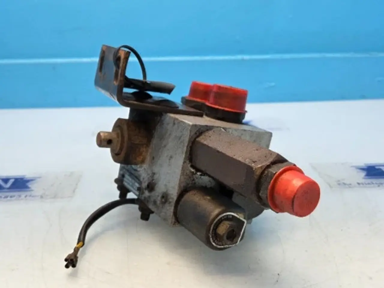 Billede 10 - Dronningborg D7500 Hydraulikventil 45110038