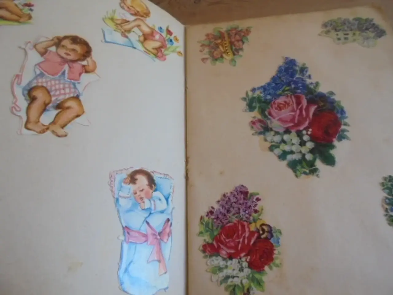Billede 3 - Gammelt glansbilledalbum – mange billeder i  