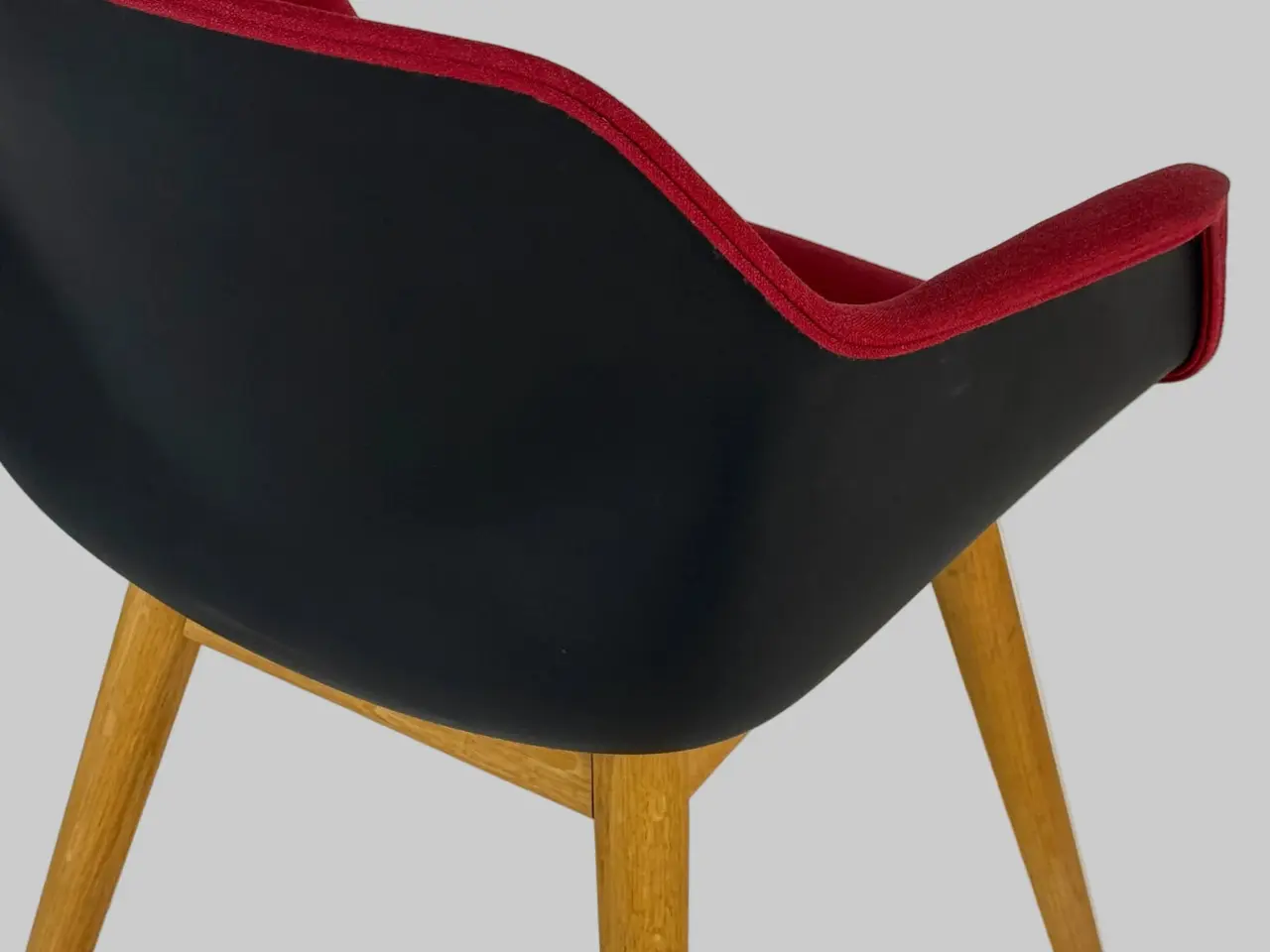 Billede 6 - Four Design FourMe 44 Wooden Legs Stol – Sort med Træ Stel