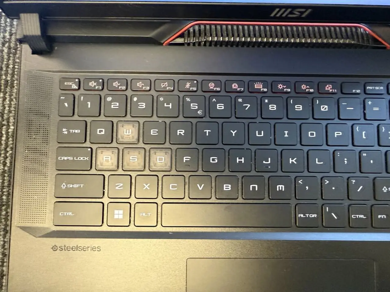 Billede 2 - Bærbar Computer MSI Raider GE78HX 13VI