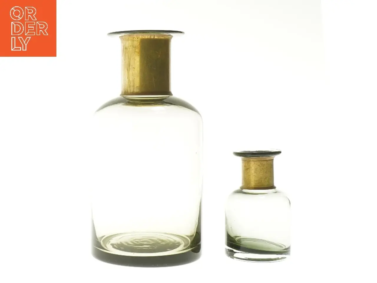 Billede 1 - Glasflasker med messingtop (str. 23,5 & 11,5 cm)