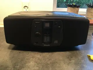 Cd?er-båndoptager- Radio
