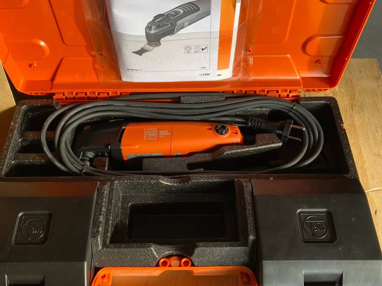 Billede 1 - Fein cutter i box