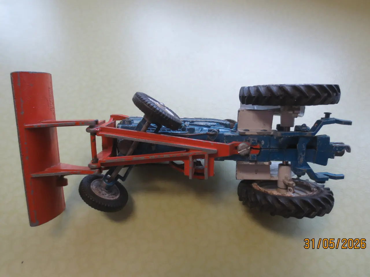 Billede 5 - 1 stk Modeltraktor Ford Super Major (5000X)