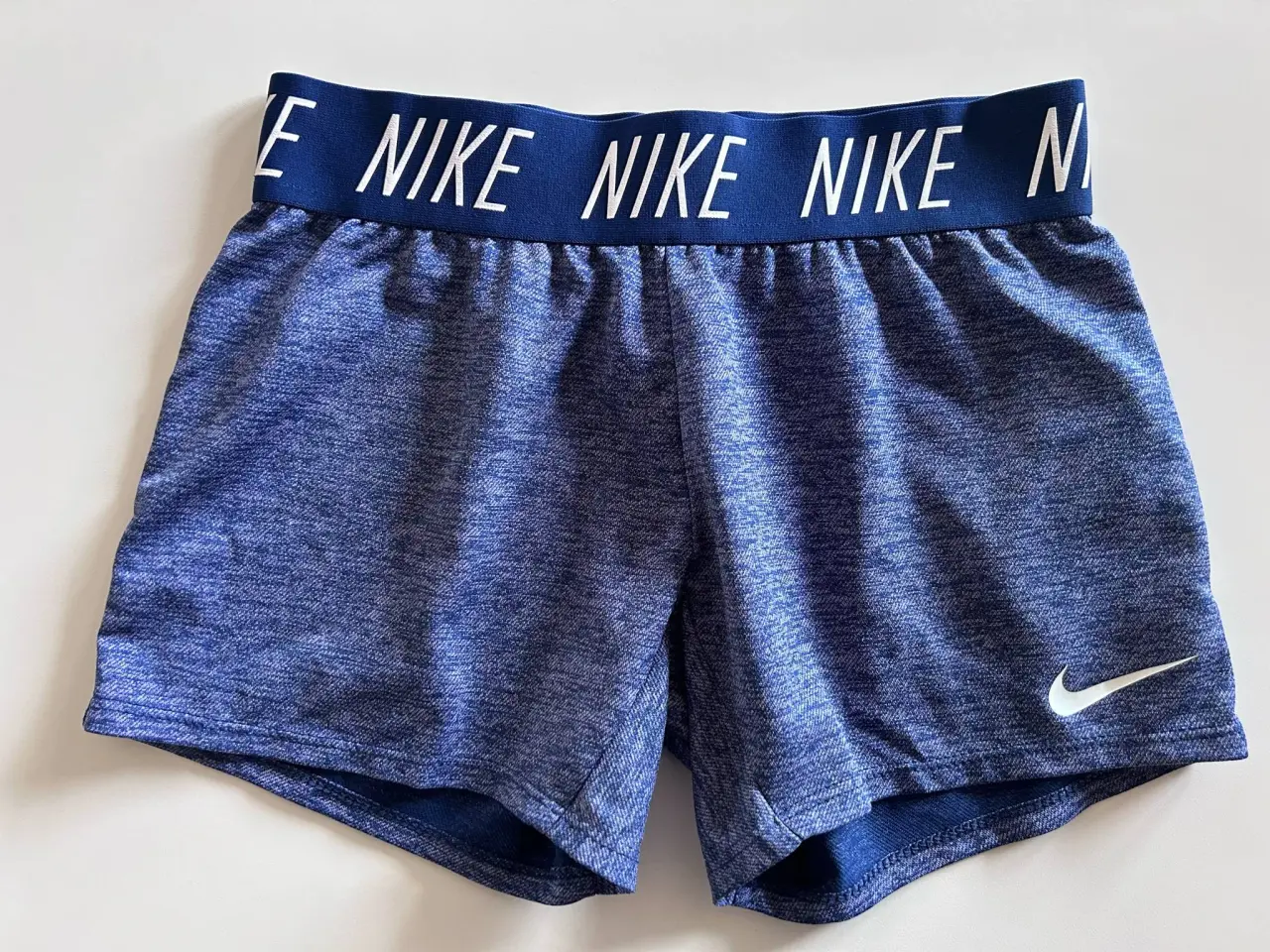 Billede 1 - Nike Dri-FIT Tempo shorts, str. 137-146 cm // M