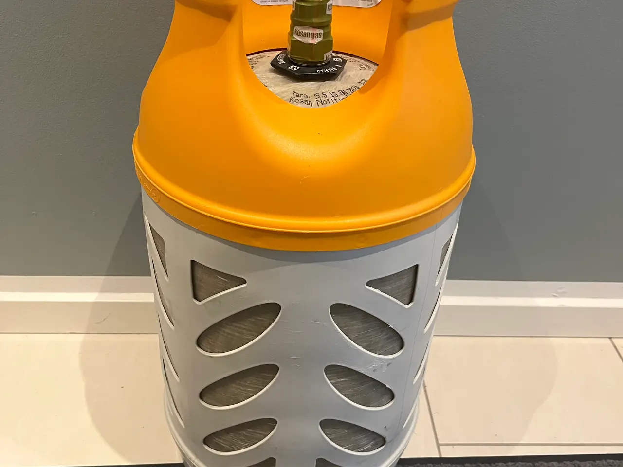 Billede 1 - Fuld kosangas 10 kg letvægtsflaske