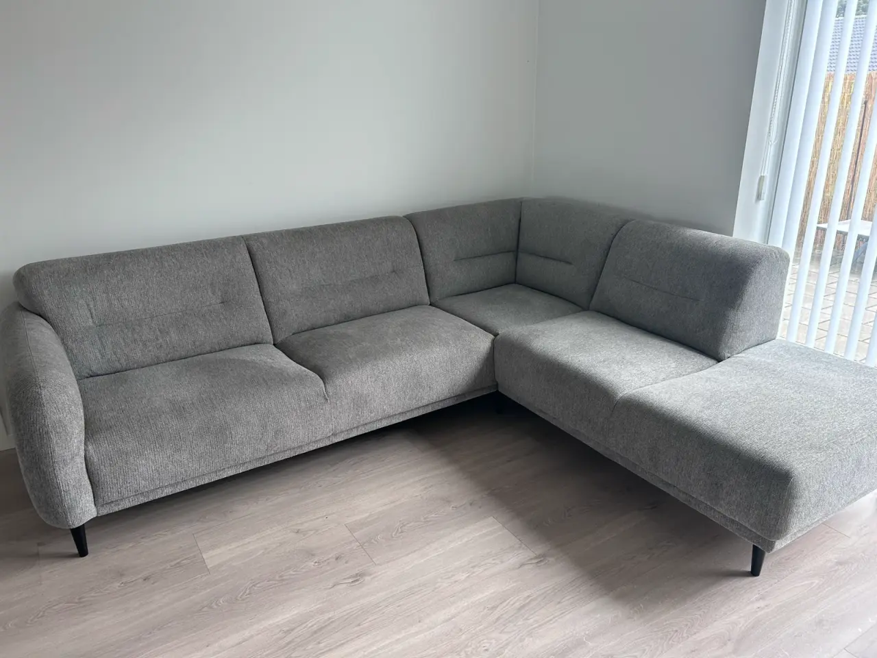 Billede 1 - Flot grå sofa