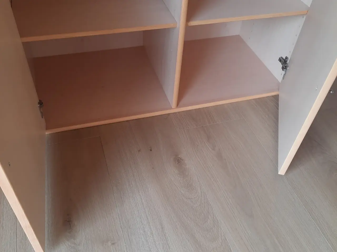 Billede 3 - Mistral væghængt i bøg.