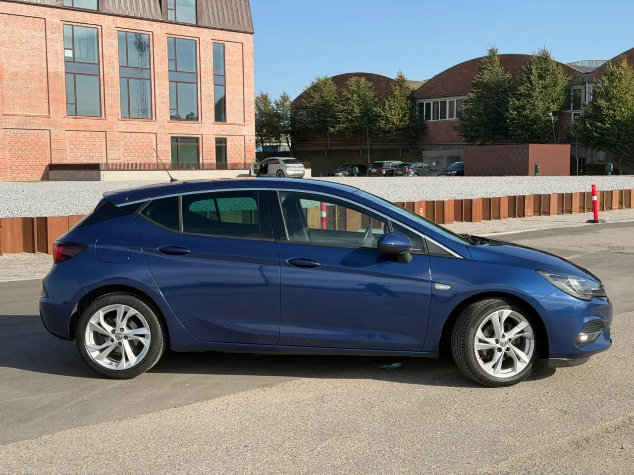 Billede 3 - SYNT I APRIL Opel Astra Elegance 1,2 Turbo (110HK)
