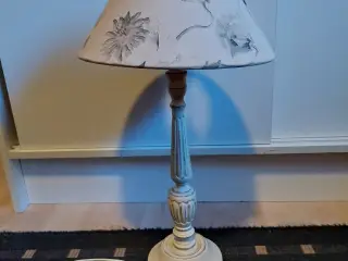 Pæn Bordlampe fra Lene Bjerre Lyst stel m skærm