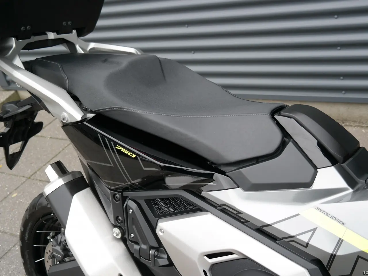 Billede 8 - Honda X-ADV MC-SYD BYTTER GERNE