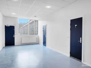 Lyst og velbeliggende kontor i Ballerup