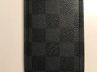 Louise Vuitton Cover