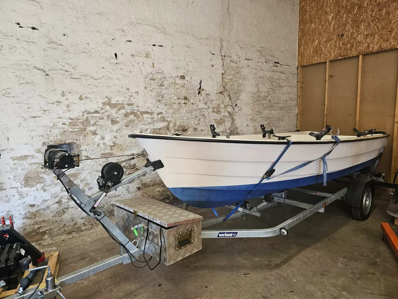Billede 1 - 14 fods fiber jolle med båd trailer