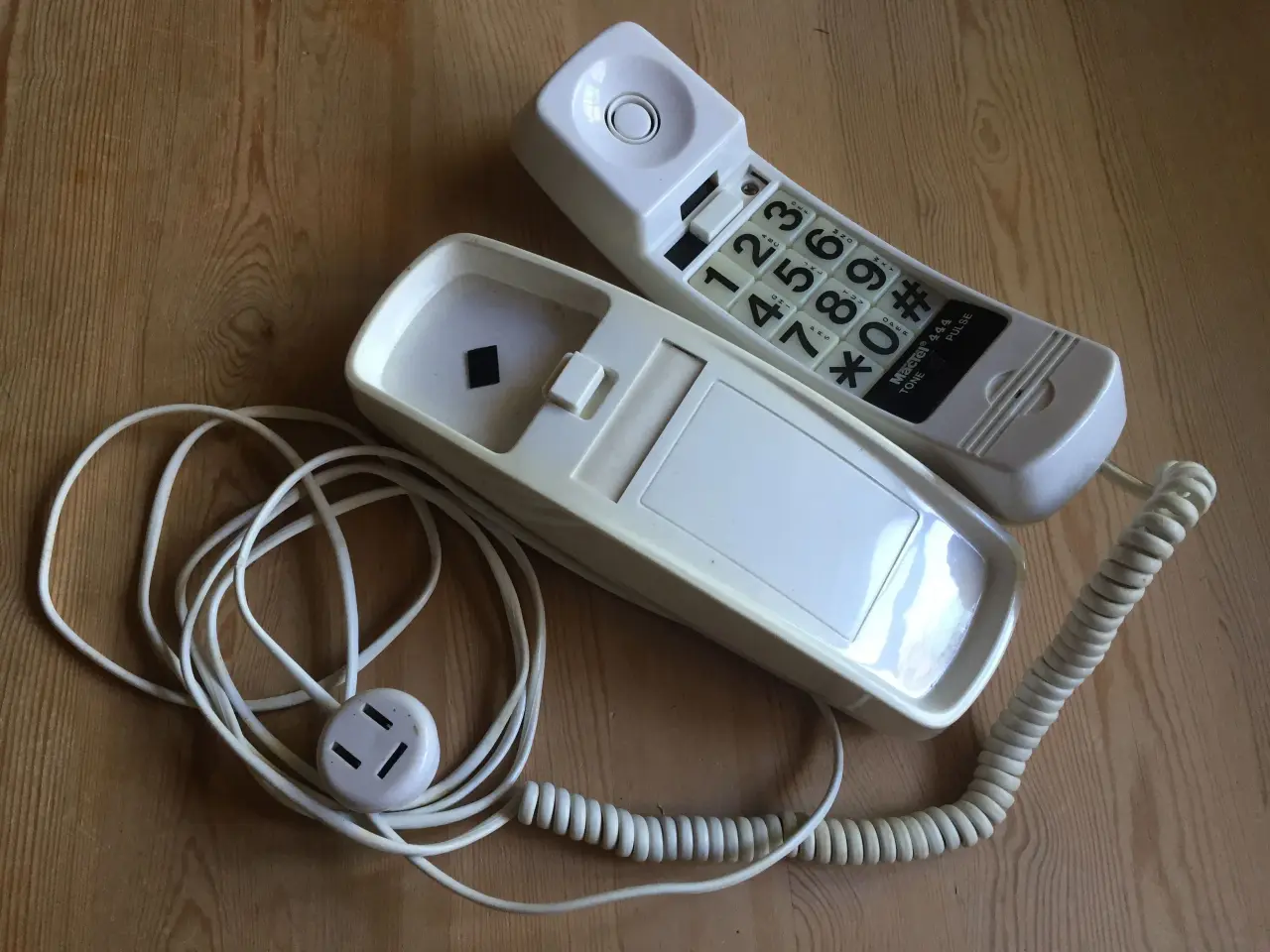 Billede 5 - Bordtelefon Philips m.fl - 4 stk + telefonsvarer