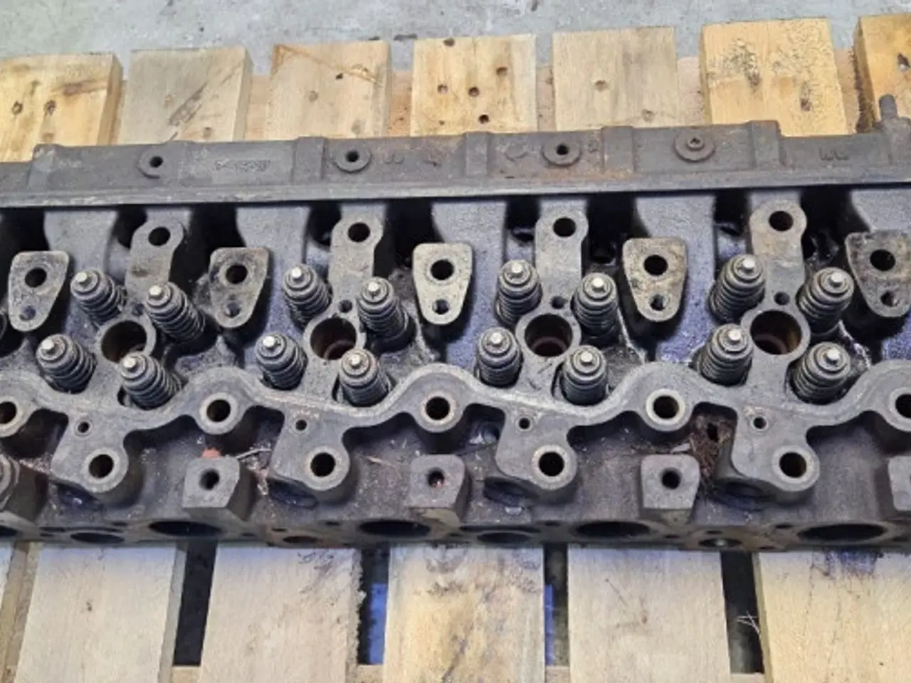 Billede 13 - John Deere 6068 Topstykke RE567118