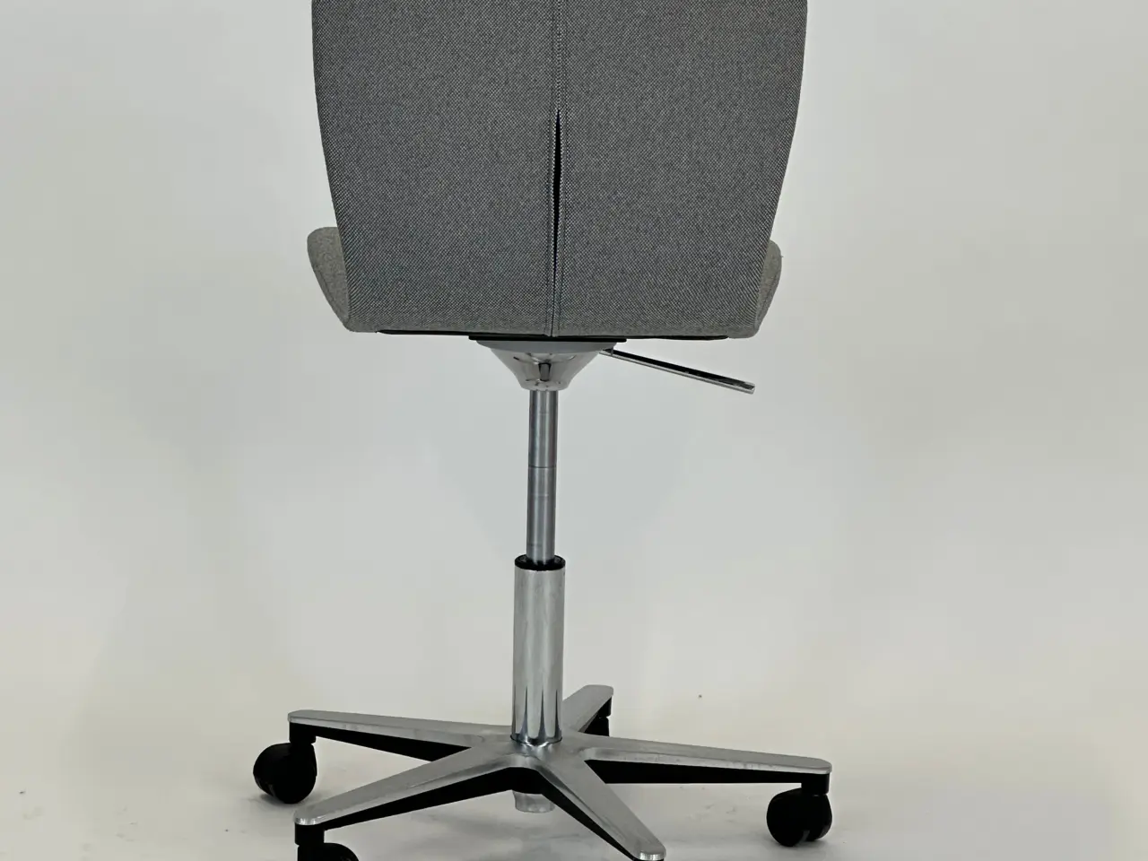 Billede 5 - Magnus Olesen Butterfly Swivel Stol – Grå med Krom Stel