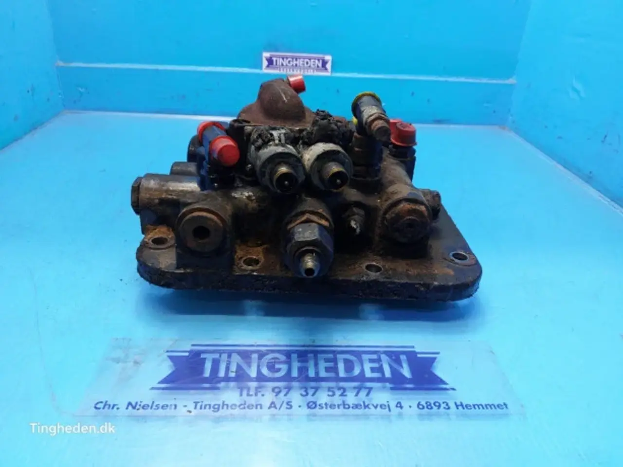 Billede 1 - Massey Ferguson 6465 Dæksel 3796456M2