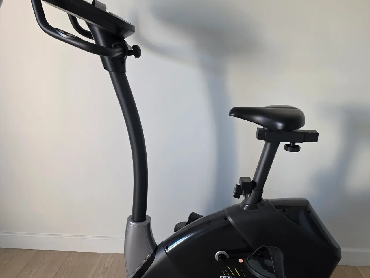 Billede 1 - Motionscykel Jetstream JBC-800
