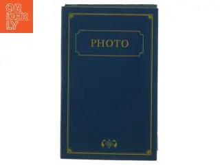 Skjult skrin i fotoalbum (str. 18 x 11,5 x 5 cm)