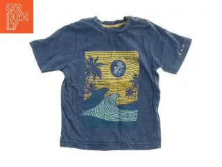 T-shirt med surf-motiv fra Minymo (str. 80)