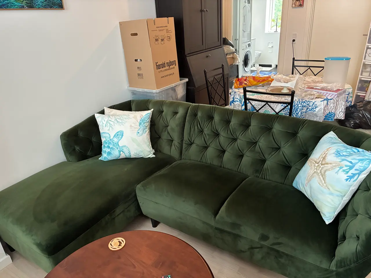 Billede 3 - Sofa med chaiselong grøn velour