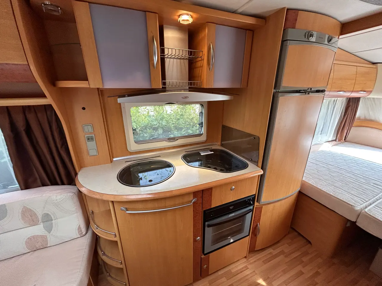 Billede 5 - LMC 570 E Campingvogn, køreklar