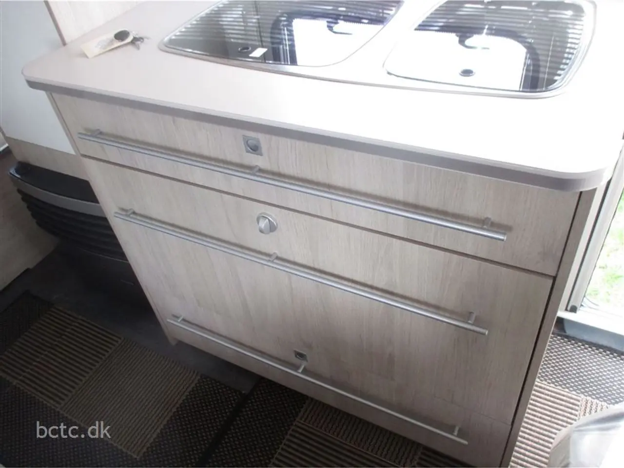 Billede 10 - 2020 - Caravelair ALBA 426 DK Line Family