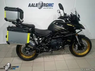 QJ Motor SRT 900 SX Black