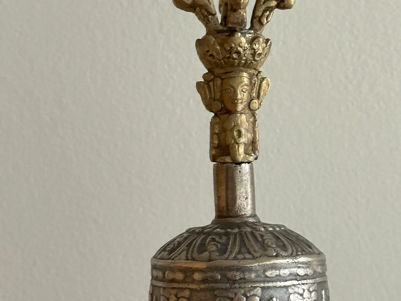 Billede 9 - To tibetanske tempelklokke af bronze sælges  