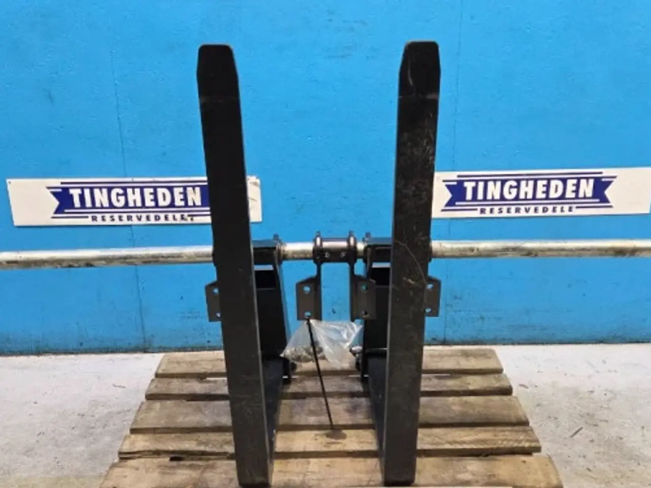 Billede 16 - New Holland B115C Pallegafler Kit 87310367