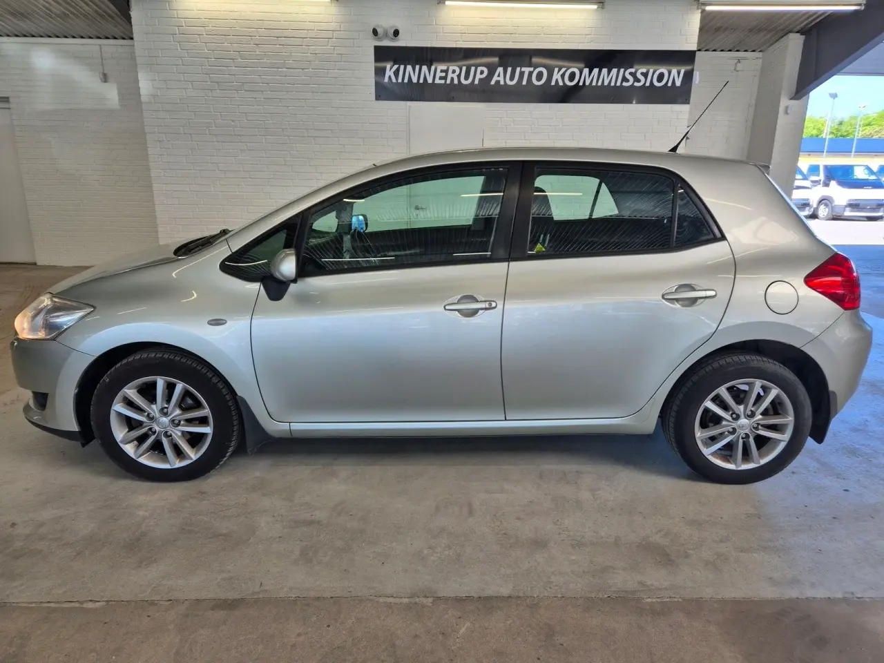 Billede 2 - Toyota Auris 1,6 VVT-I Linea Luna 124HK 5d Aut.