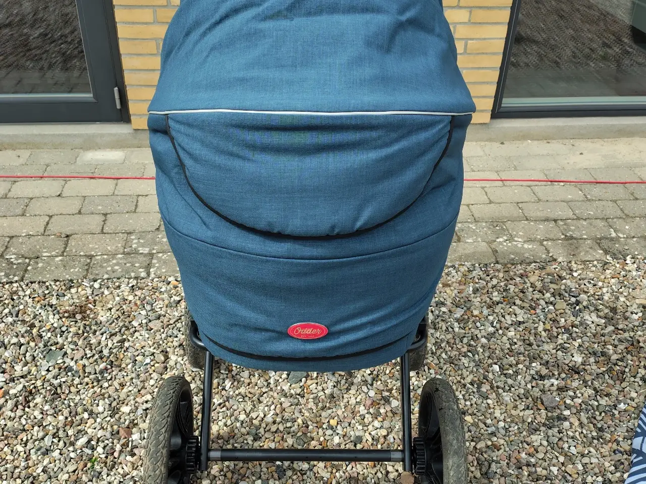 Billede 18 - Odder barnevogn med tilbehør sælges