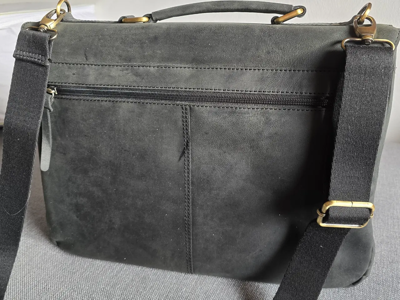 Billede 3 - Elegant sort Bugatti laptoptaske 