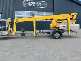 Omme 1550  Omme 1550 15 meters trailer lift