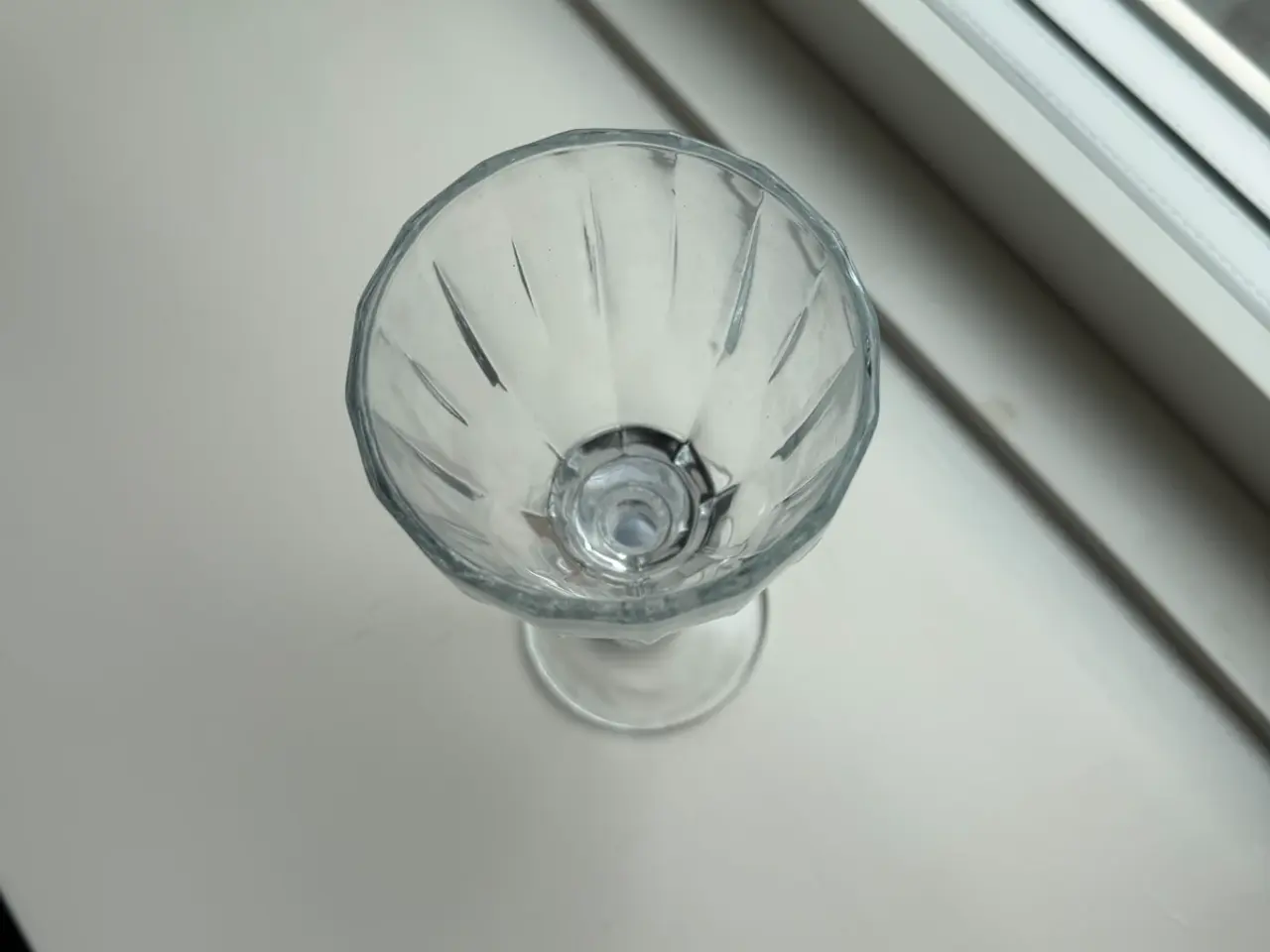 Billede 3 - Vinglas med fine detaljer