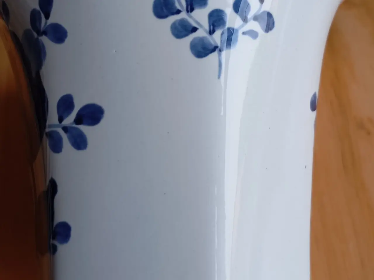Billede 8 - Blå blomstret vase / urtepotteskjuler