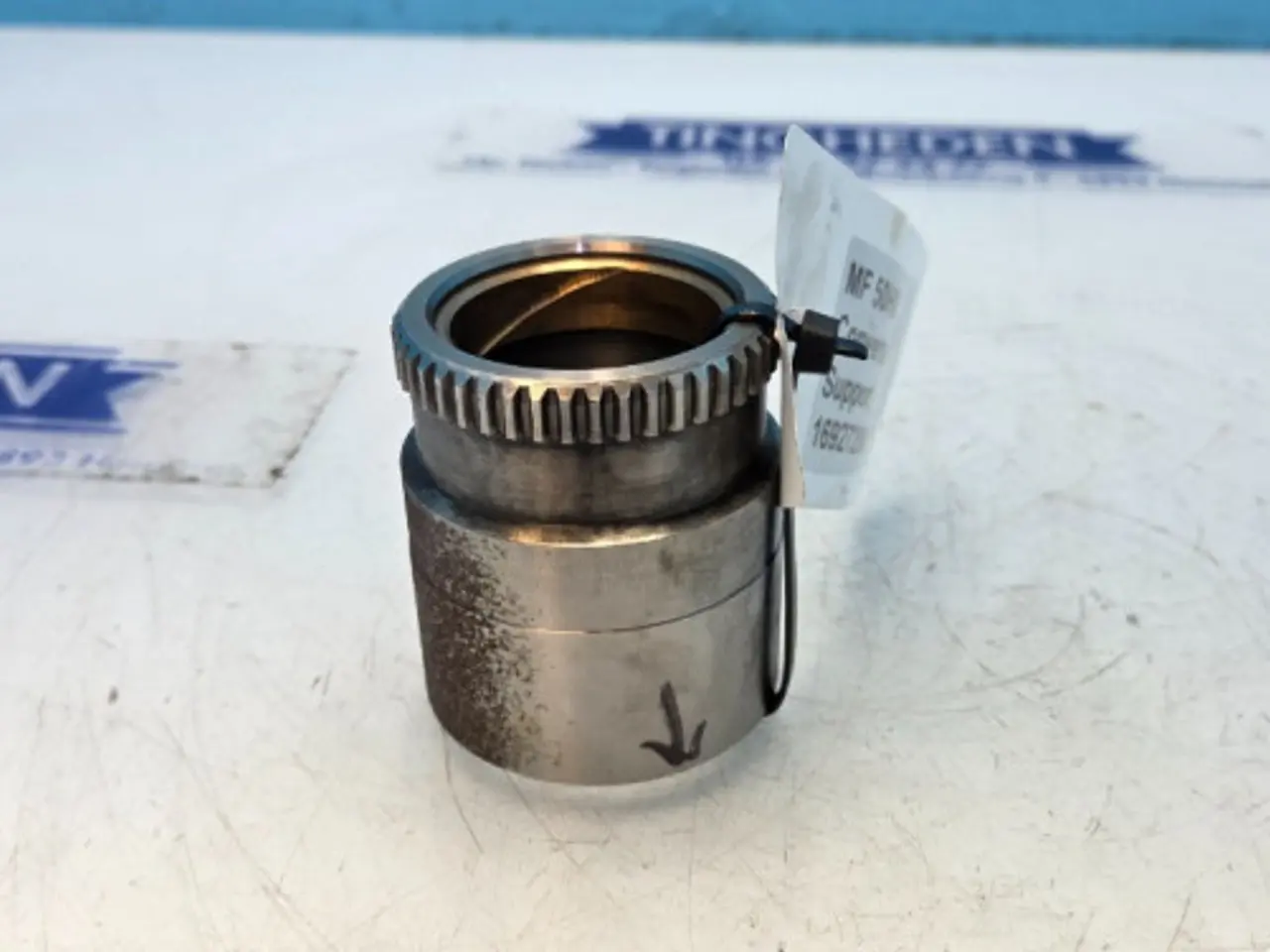 Billede 14 - Massey Ferguson 50HX Converter Support 1692725M91