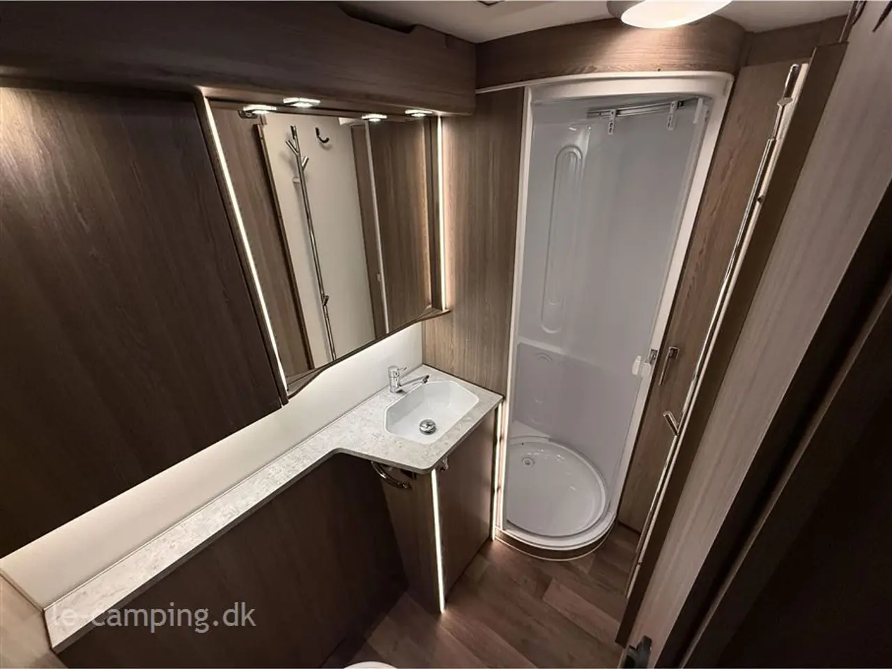 Billede 10 - 2020 - Kabe Royal 600 TDL KS