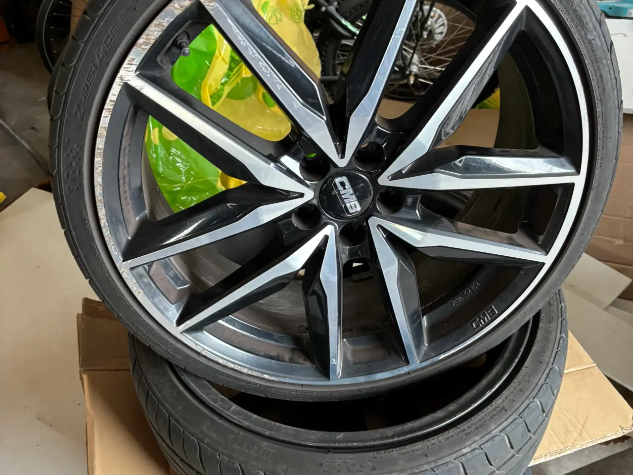 Billede 1 - 19" Alufælge med dæk Vw Polo Aw 