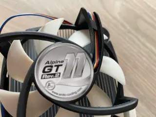 Alpine 11 GT blæser til computer
